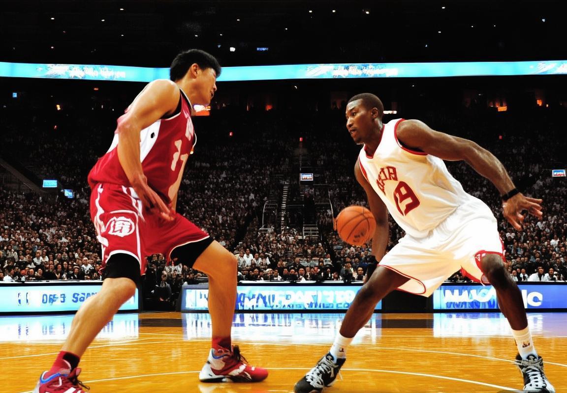 2009NBA火箭对热火巅峰对决：姚明韦德经典战役回顾(图2)